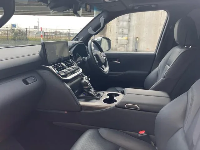 Toyota Land Cruiser ZX 2022 — миниатюра 5