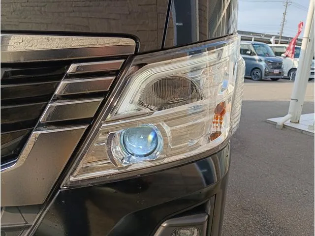 Nissan CARAVAN 2023 — миниатюра 4