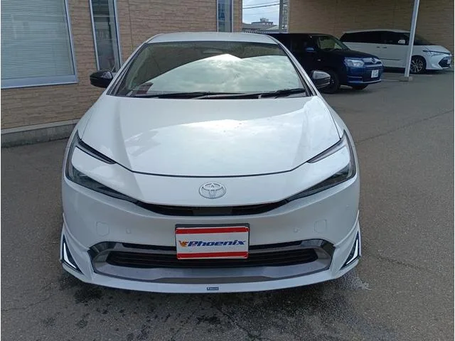 Toyota PRIUS Z 2024 — миниатюра 2