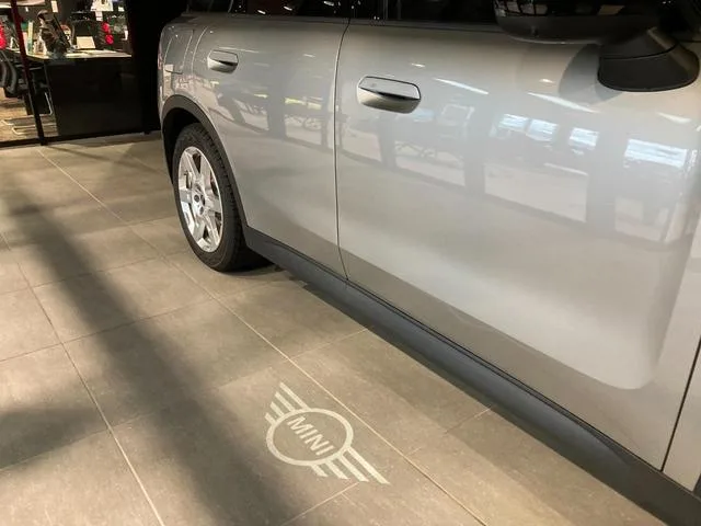 MINI MINI COUNTRYMAN E CLASSIC TRIM 2024 — миниатюра 5
