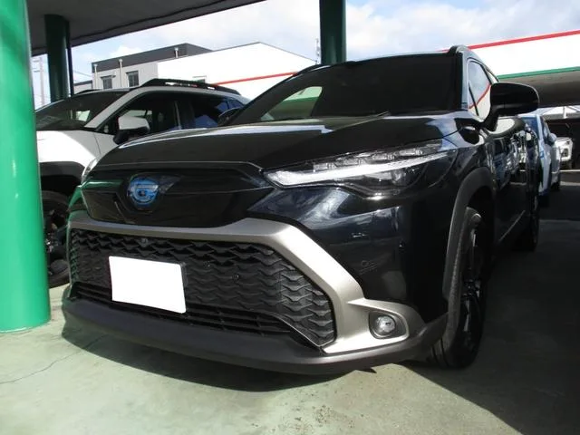 Toyota CorollaCross HYBRID Z 2023 — фото 1, купить с доставкой в Москву