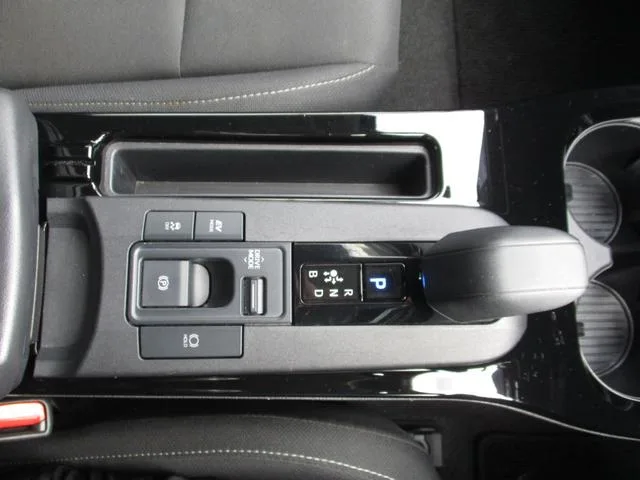 Toyota PRIUS G 2023 — миниатюра 4