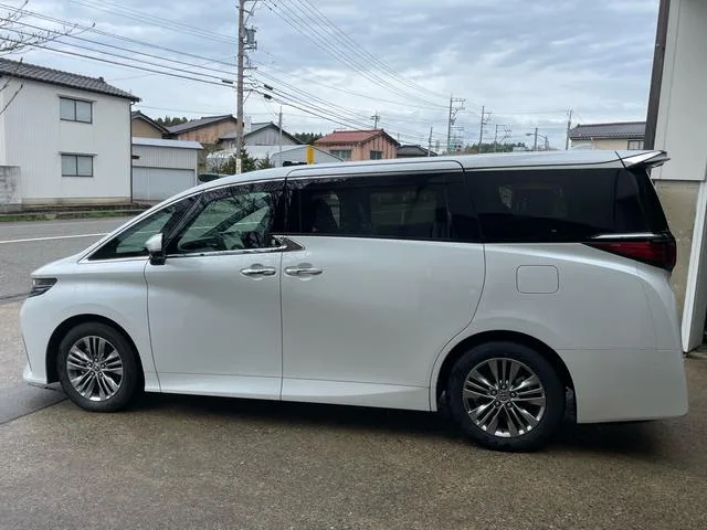 Toyota Alphard Z 2025 — миниатюра 2