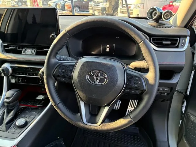 Toyota RAV4 ADVENTURE 2025 — миниатюра 5