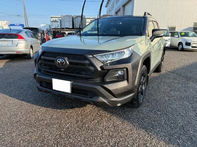 Toyota RAV4 ADVENTURE 2025 — фото 1, купить с доставкой в Москву