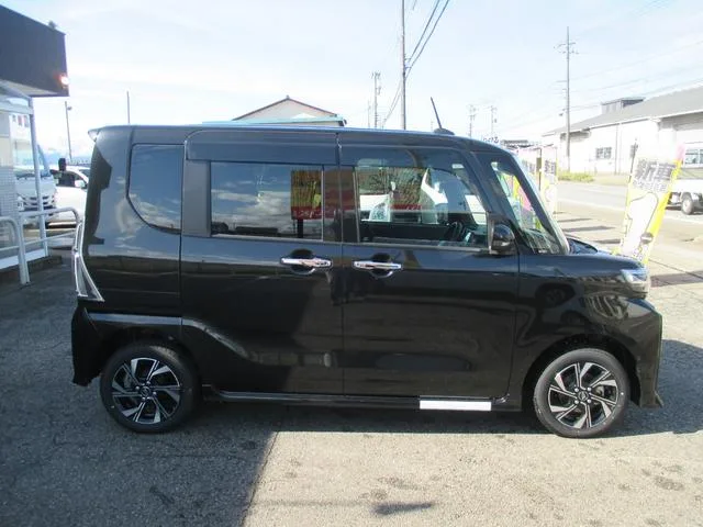Daihatsu TANTO CUSTOM X 2025 — миниатюра 3