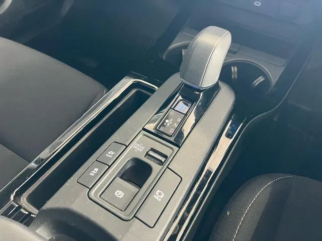 Toyota PRIUS G 2023 — миниатюра 5