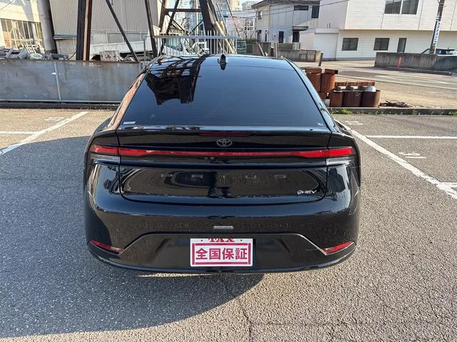 Toyota PRIUS Z 2023 — миниатюра 4