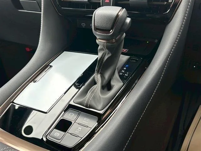 Toyota Alphard Z 2024 — миниатюра 5