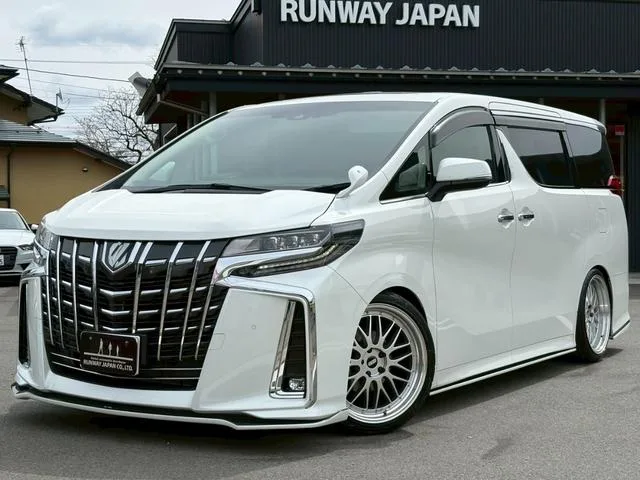 Toyota Alphard 2.5S C PACKAGE 2023 — фото 1, купить с доставкой в Москву