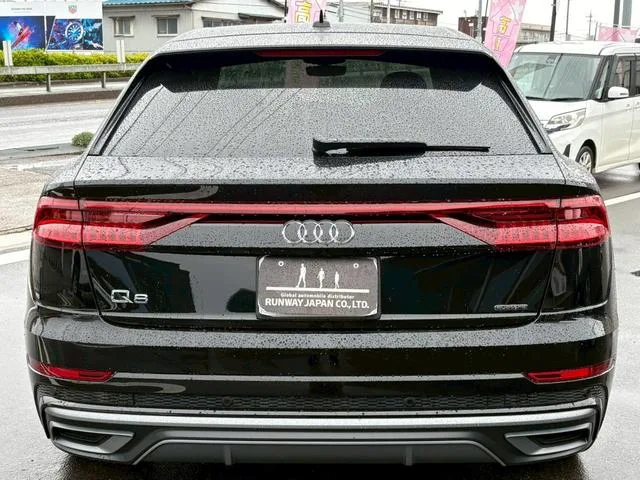 Audi Q8 55TFSI QUATTRO S LINE 2024 — миниатюра 2