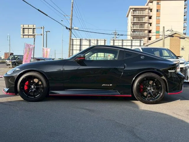 Nissan FAIRLADY Z NISMO 2025 — миниатюра 4