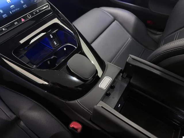 Mercedes Amg GT 43 COUPE 2025 — миниатюра 4