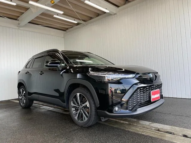 Toyota CorollaCross HYBRID Z 2023 — фото 1, купить с доставкой в Москву
