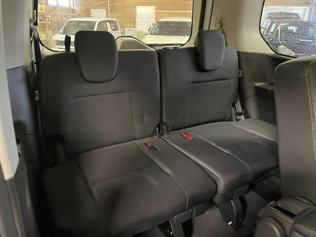 Nissan SERENA HIGHWAY STAR V 2023 — миниатюра 5