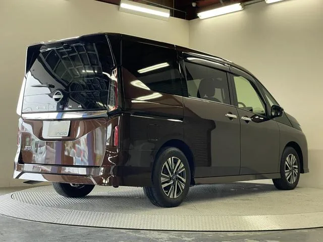 Nissan SERENA 2023 — миниатюра 4