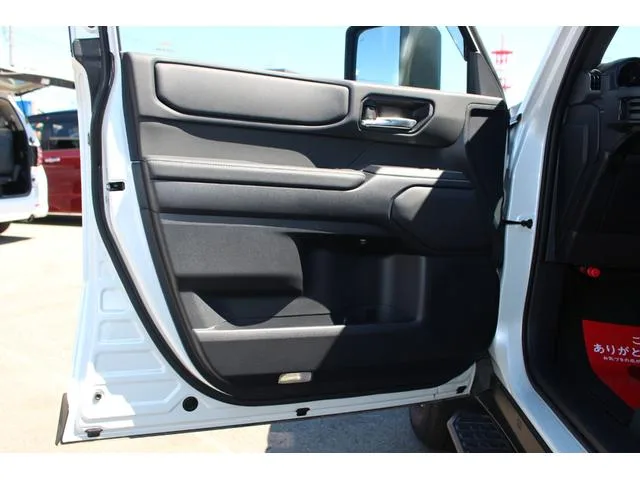 Toyota LAND CRUISER 250 VX 2024 — миниатюра 5