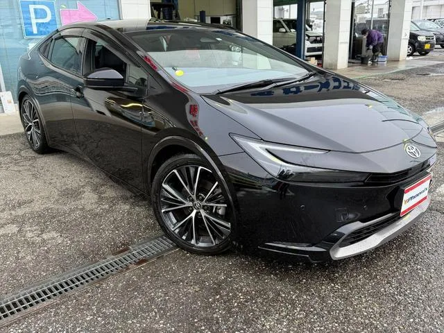 Toyota PRIUS Z 2023 — миниатюра 3