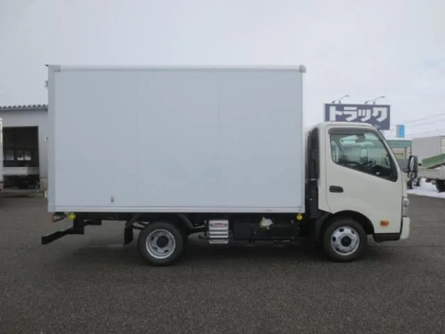 Toyota DYNA TRUCK SEMI LONG FULLJUSTLOW 2025 — миниатюра 3