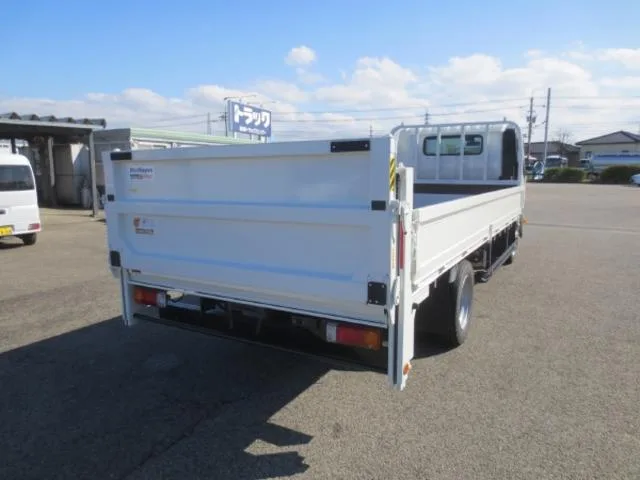Hino DUTRO SUPER LONG ALL LOW FLOOR TURBO 2024 — миниатюра 2