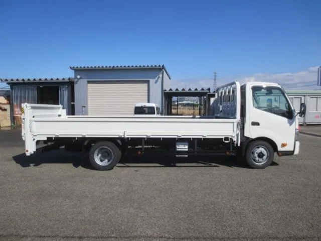 Hino DUTRO SUPER LONG ALL LOW FLOOR TURBO 2024 — миниатюра 3