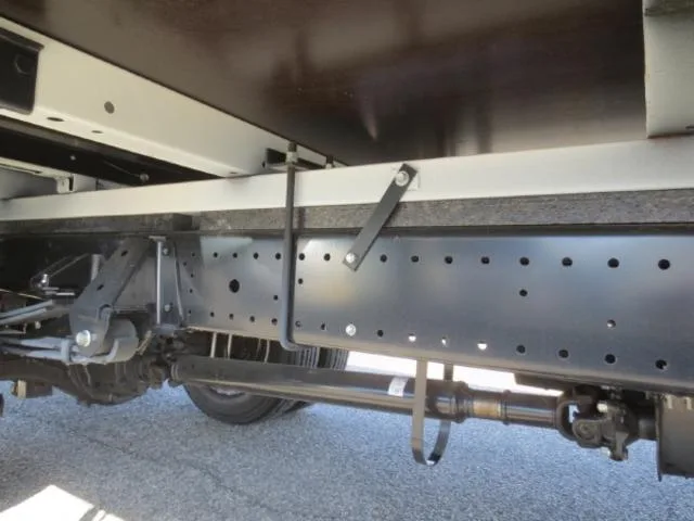 Hino DUTRO SUPER LONG ALL LOW FLOOR TURBO 2024 — миниатюра 4