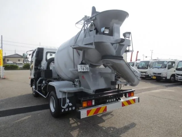 Mitsubishi Fuso FIGHTER 2025 — миниатюра 2