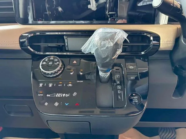 Mitsubishi DELICA MINI T PREMIUM 2026 — миниатюра 2