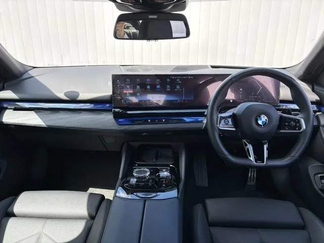 BMW 5 Series 523D X DRIVE M-SPORT 2024 — миниатюра 4