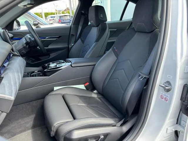 BMW 5 Series 523D X DRIVE M-SPORT 2024 — миниатюра 5