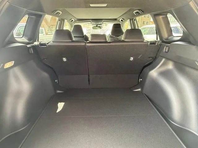 Toyota CorollaCross HYBRID Z 2026 — миниатюра 4
