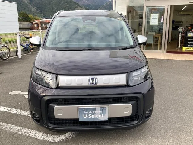 Honda FREED E:HEV CROSSTAR 2025 — миниатюра 3