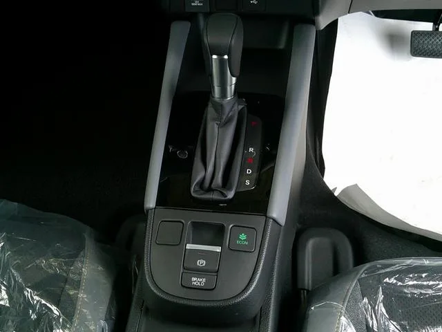 Honda FIT RS 2026 — миниатюра 3