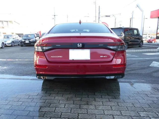 Honda Accord E:HEV 2024 — миниатюра 4