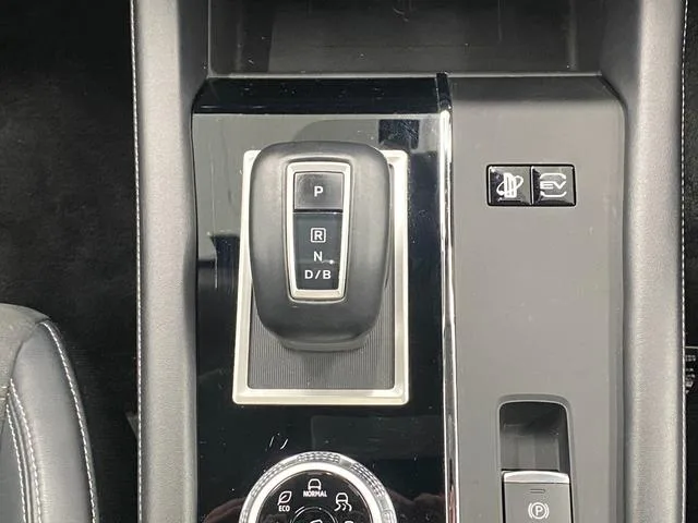 Mitsubishi OUTLANDER PHEV G 2022 — миниатюра 5