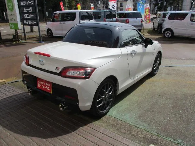 Toyota Copen GR SPORT 2022 — миниатюра 3