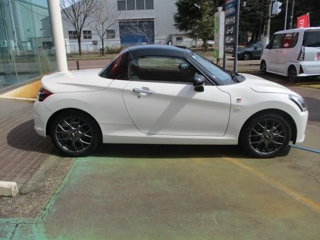 Toyota Copen GR SPORT 2022 — миниатюра 4