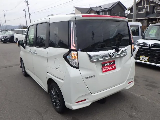 Toyota ROOMY CUSTOM G 2022 — миниатюра 3