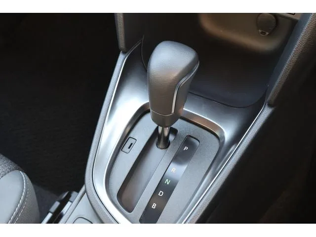 Toyota YARIS CROSS HYBRID Z 2025 — миниатюра 3