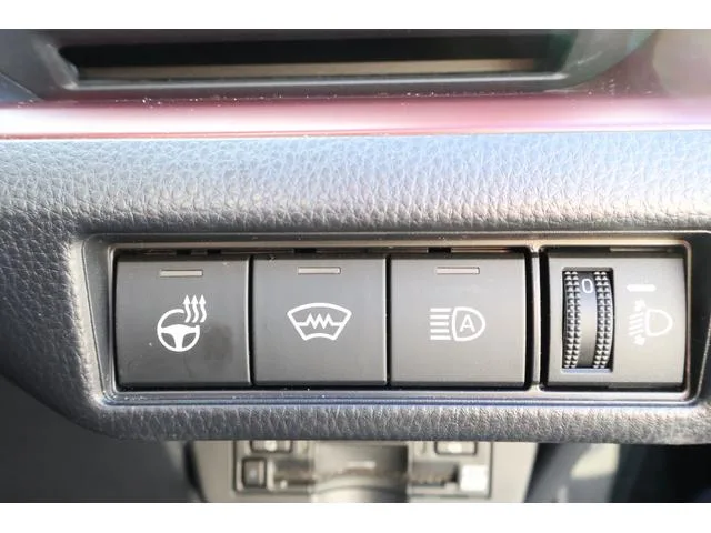 Toyota Prius Z 2024 — миниатюра 2
