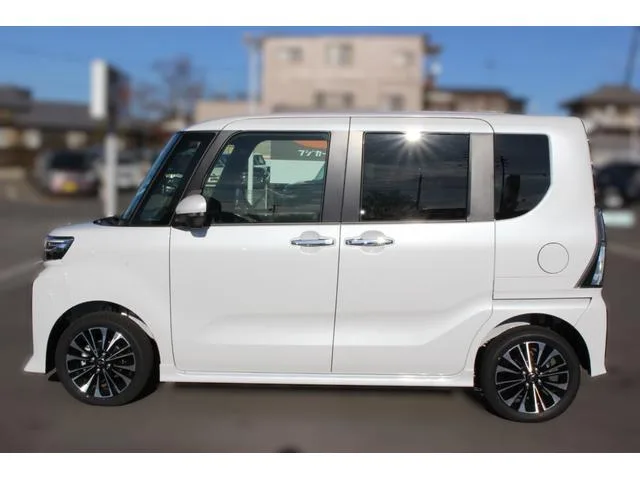 Daihatsu TANTO CUSTOM RS 2025 — миниатюра 4