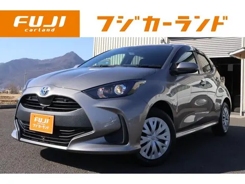Toyota Yaris 2023 buy in Moscow