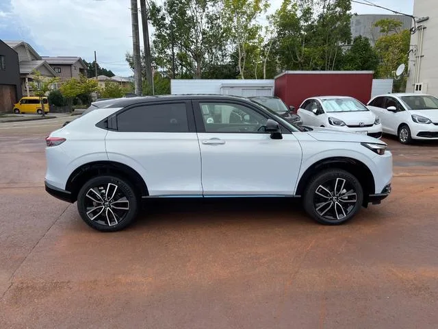 Honda VEZEL E:HEV Z PLAY PACKAGE 2024 — миниатюра 3