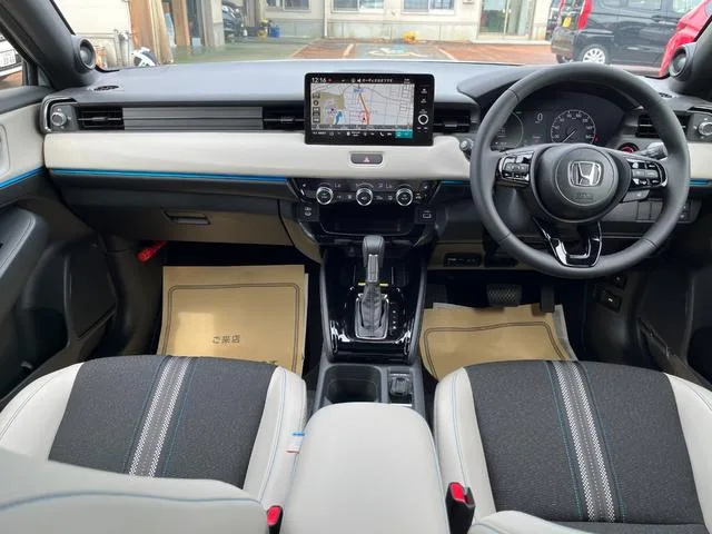 Honda VEZEL E:HEV Z PLAY PACKAGE 2024 — миниатюра 5