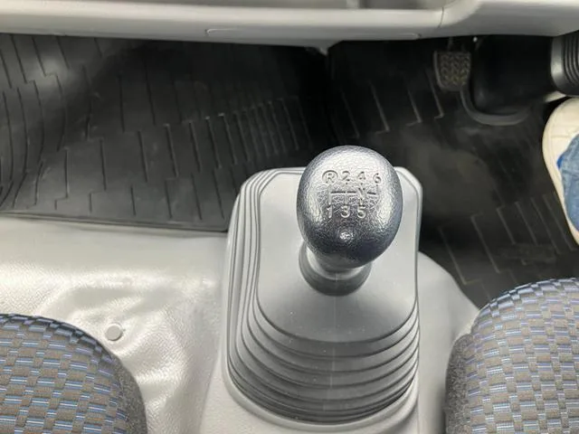 Hino DUTRO SUPER LONG ALL LOW FLOOR TURBO 2022 — миниатюра 4