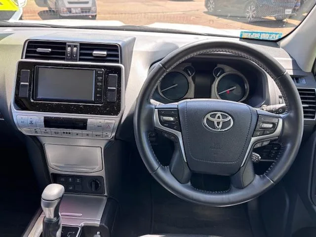 Toyota Land Cruiser Prado TX L PACKAGE 2022 — миниатюра 5