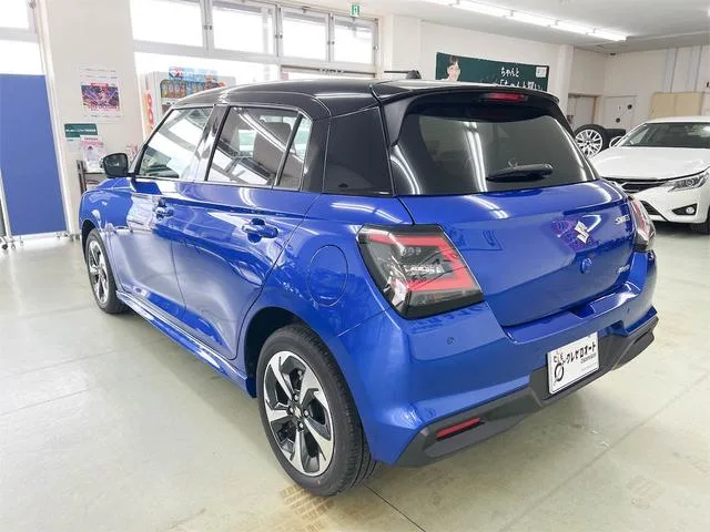 Suzuki Swift HYBRID MZ 2023 — миниатюра 4