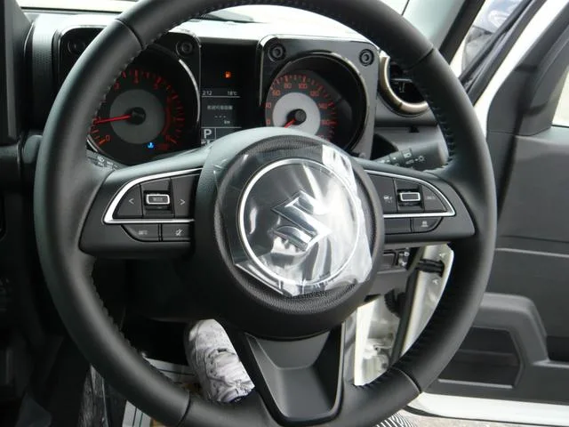 Suzuki JIMNY NOMADE FC 2026 — миниатюра 4