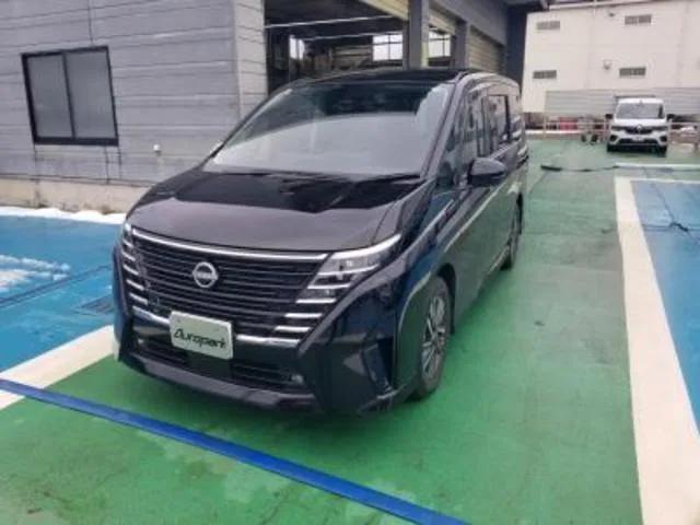 Nissan SERENA HIGHWAY STAR V 2023 — миниатюра 3