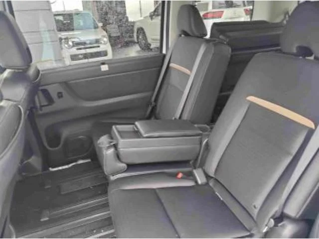 Nissan SERENA HIGHWAY STAR V 2023 — миниатюра 3